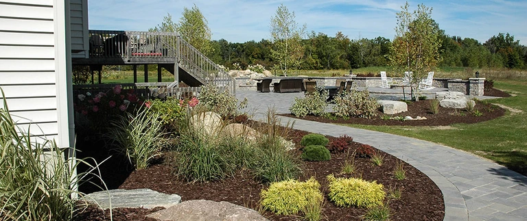 Schedule our mulch installation service along with your spring cleanup.